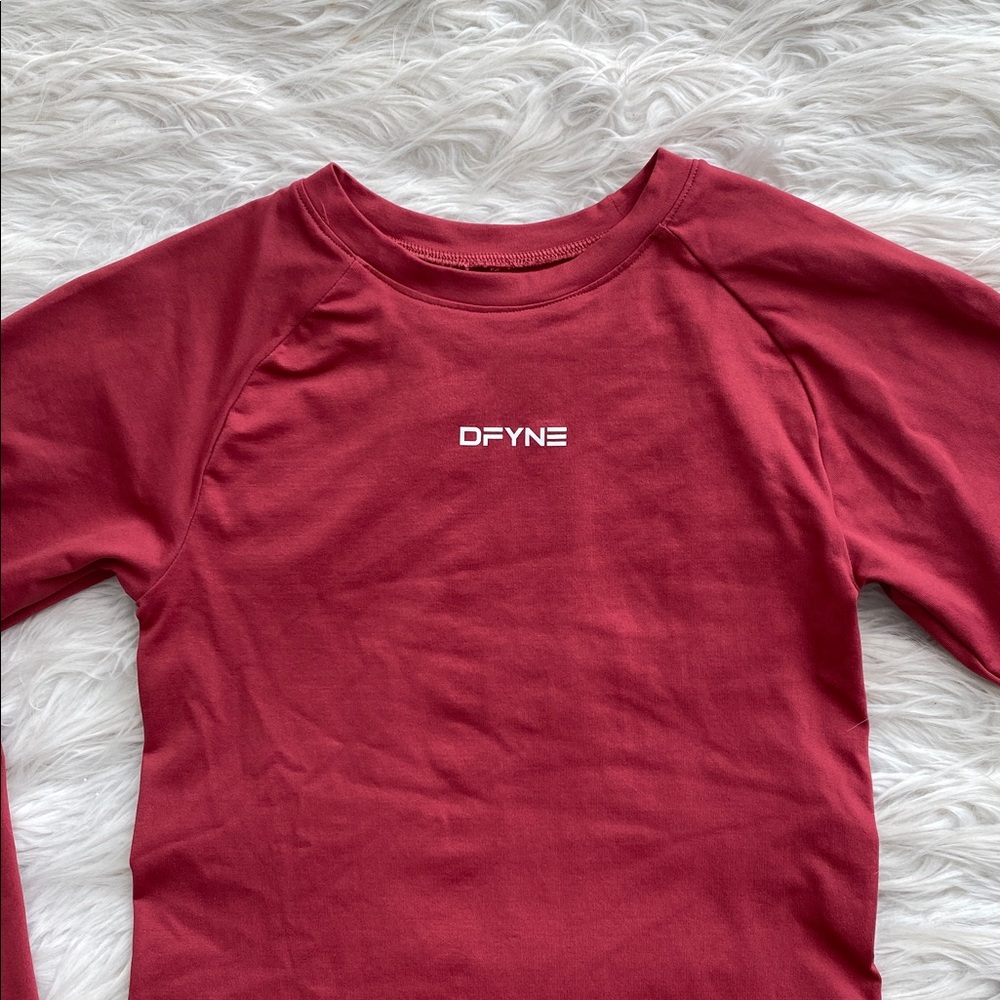 DFYNE | Defy Long Sleeve Top - Picture 2 of 10
